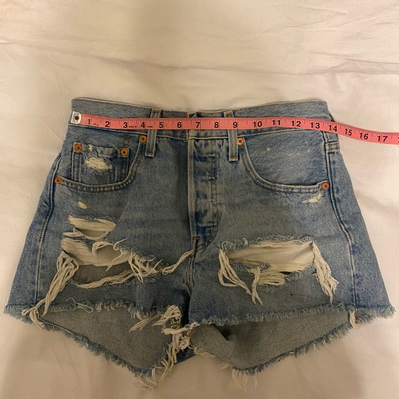 Levi’s 501 shorts - Picture 5 of 6